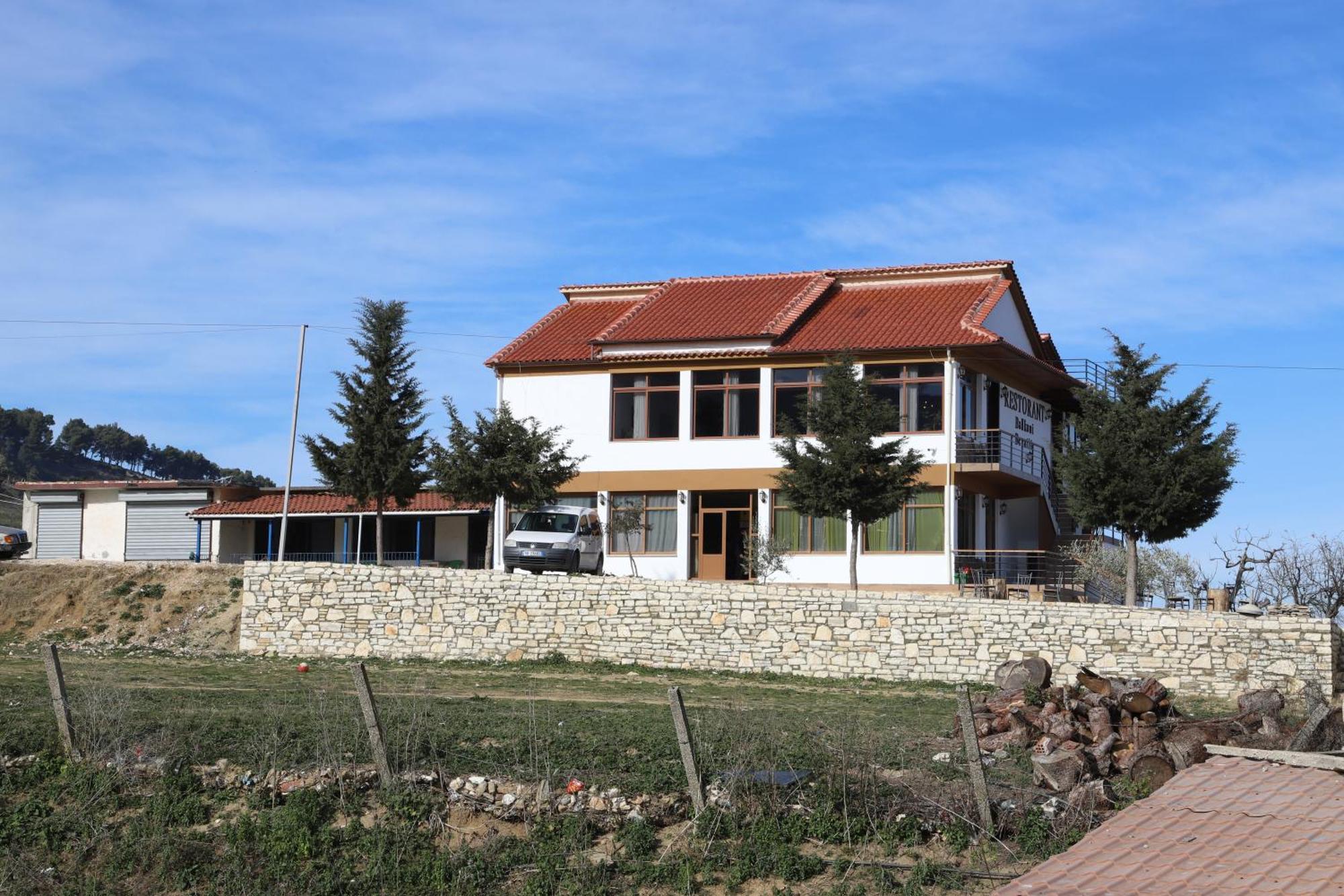 Villa Xherimeja Family Oasis Berat Room photo